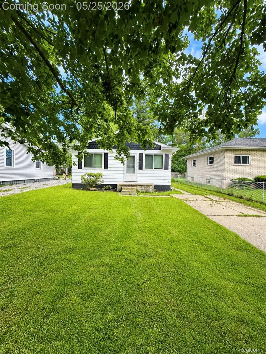 21550 Poinciana Street, Southfield, MI 48033 - #2