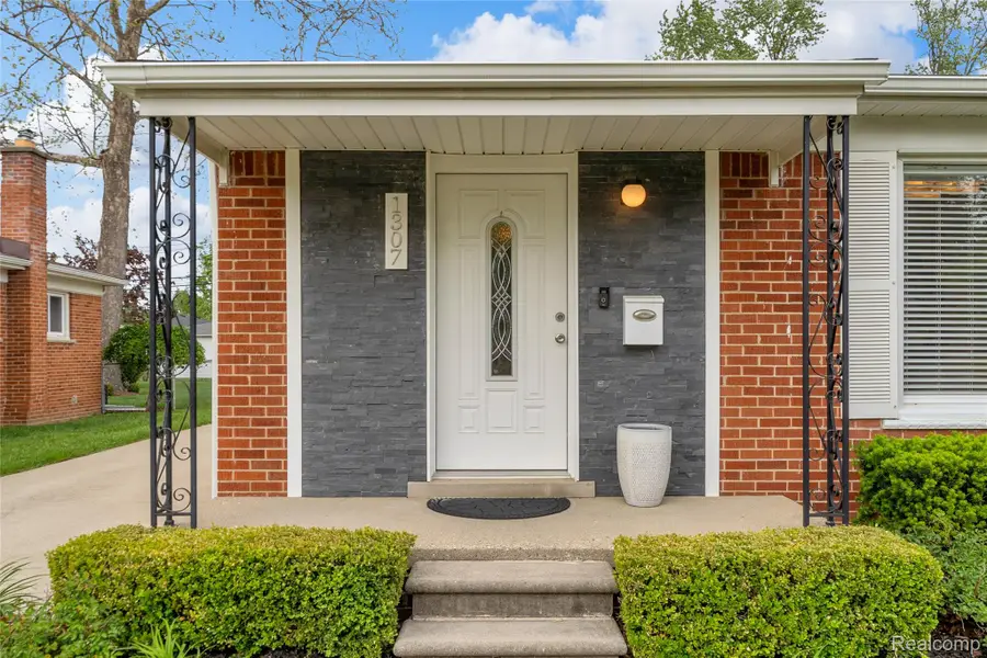1307 Englewood Avenue, Royal Oak, MI 48073 - #2