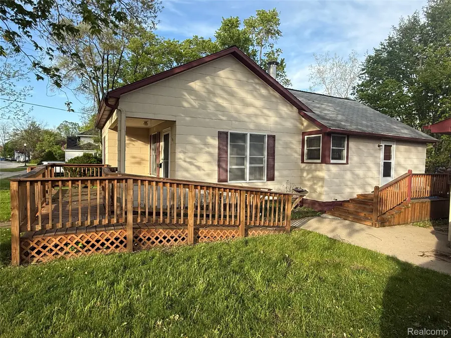 301 S Main Street, Vassar, MI 48768 - #2