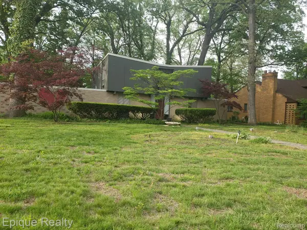 1470 Strathcona Drive, HighlandPark, MI 48203