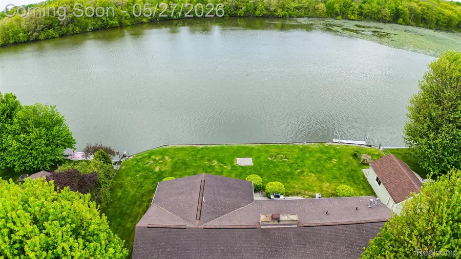 26995 James Avenue, Flat Rock, MI 48134 - #3