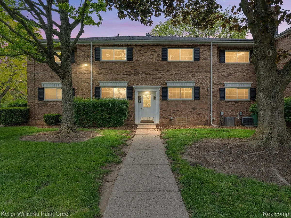 685 E Fox Hills Drive #67, Bloomfield, MI 48304 - #1
