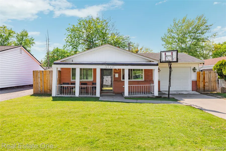 27445 Lorenz Street, Madison Heights, MI 48071 - #2