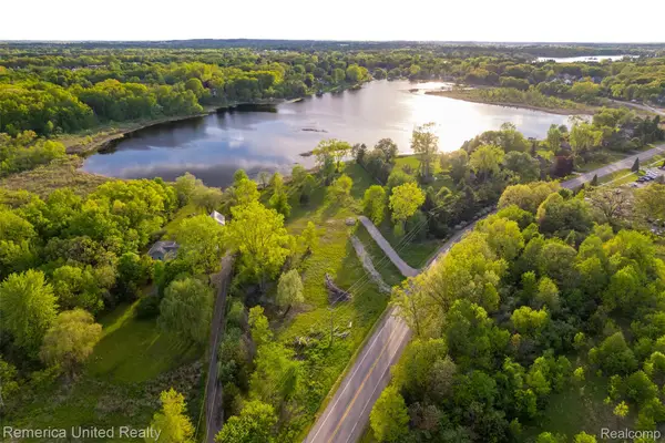 VL Lots 17 and 18 Golf Club, Howell, MI 48843