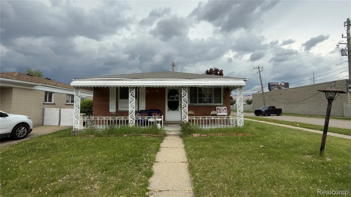 24104 Hass Street, Dearborn Heights, MI 48127 - #1