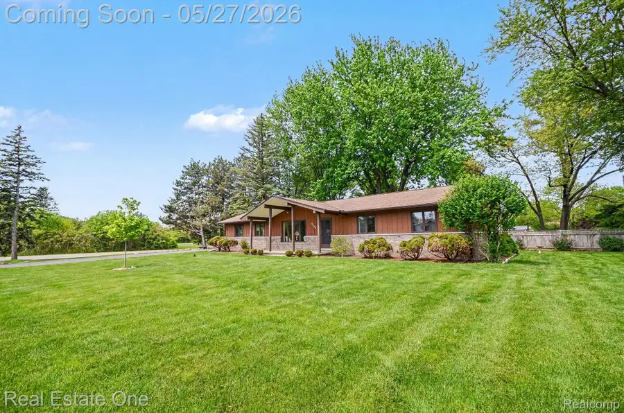 5494 Boyne Highland Trail, Clarkston, MI 48348 - #3