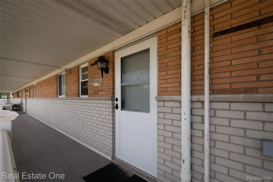26955 Milford Road Road #24, Lyon, MI 48178 - #2