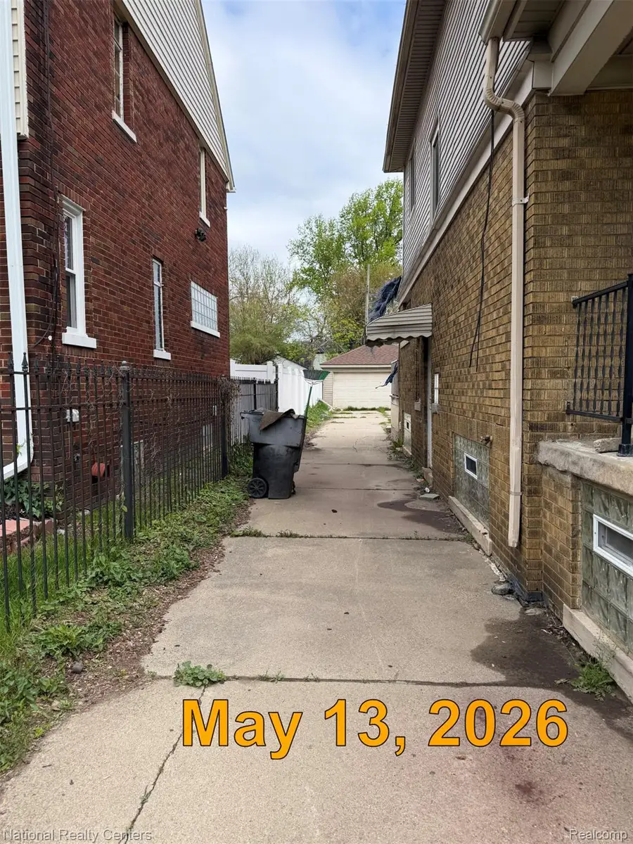12631 Wilshire Drive, Detroit, MI 48213 - #3
