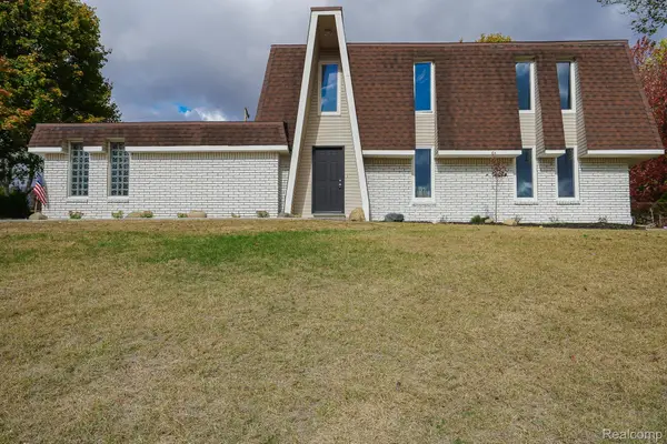 6578 Greene Haven Drive, Clarkston, MI 48348