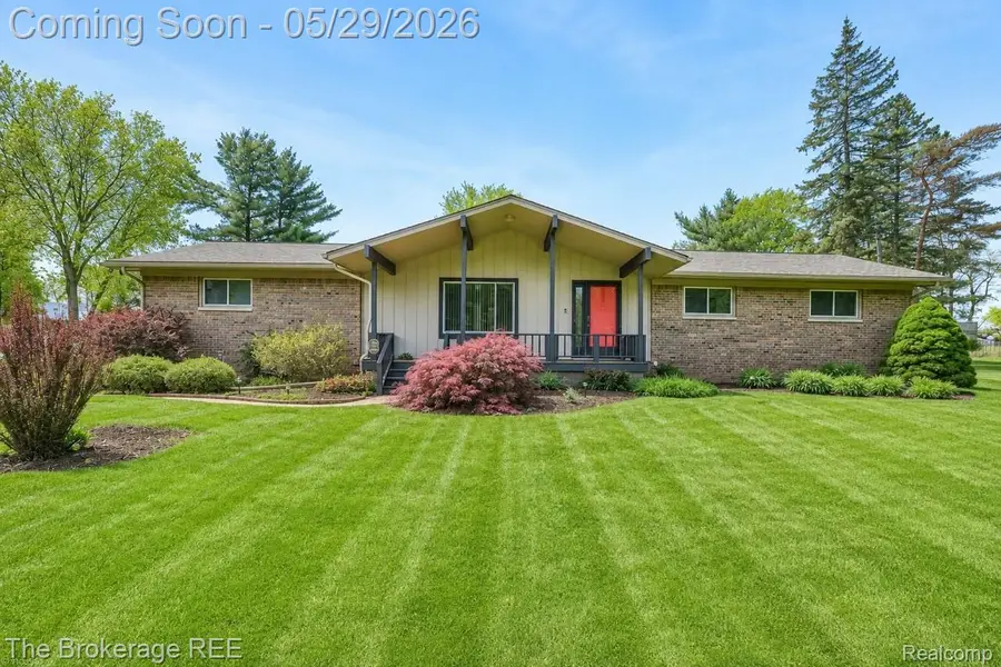 6933 Hubbard Hills Drive, Clarkston, MI 48348 - #2