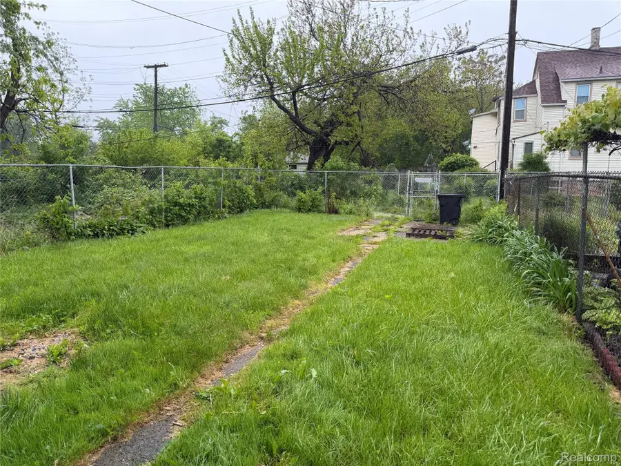 7743 E Canfield Street, Detroit, MI 48214 - #3