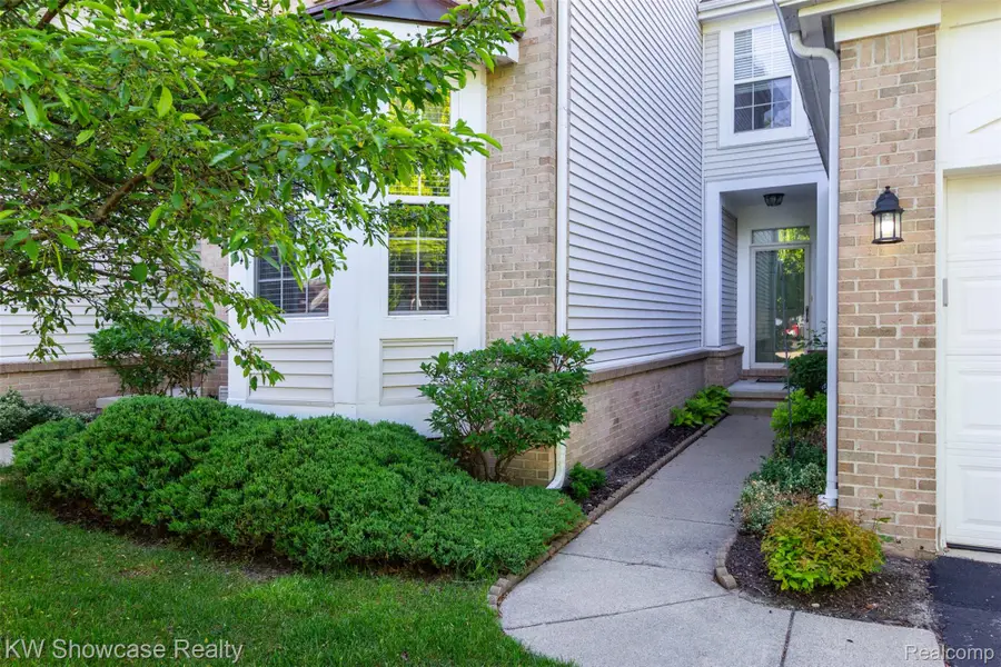 5726 Pinecroft Court #44, Independence, MI 48346 - #3