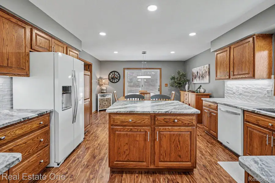 14972 River View Court, Sterling Heights, MI 48313 - #3