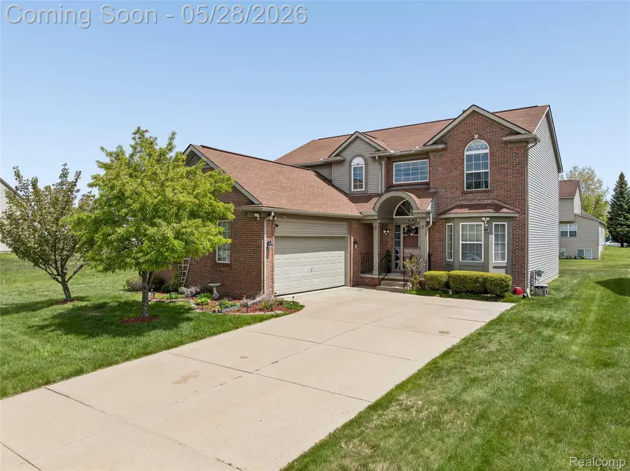 216 Tucker Street, Pontiac, MI 48341 - #2