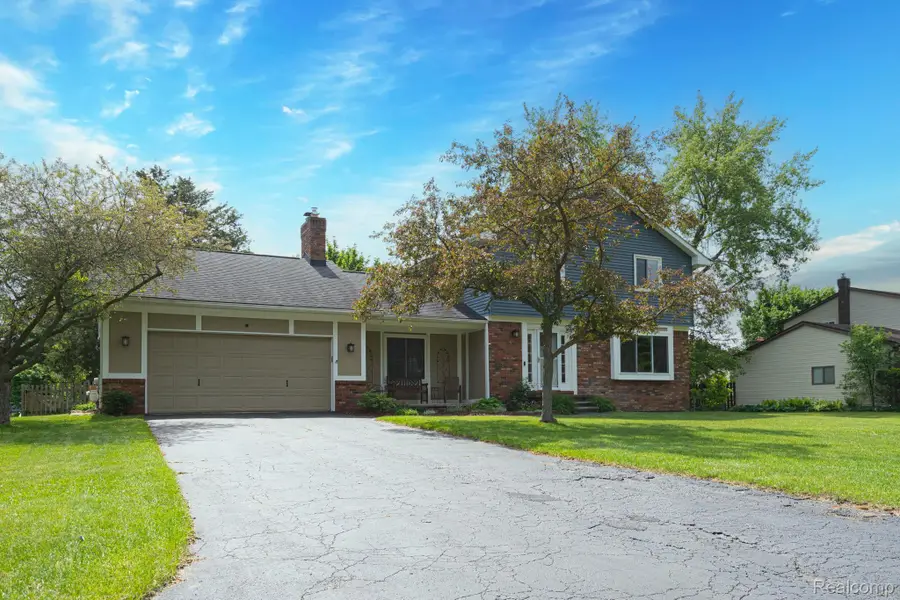 7152 Snow Apple Drive, Clarkston, MI 48346 - #2