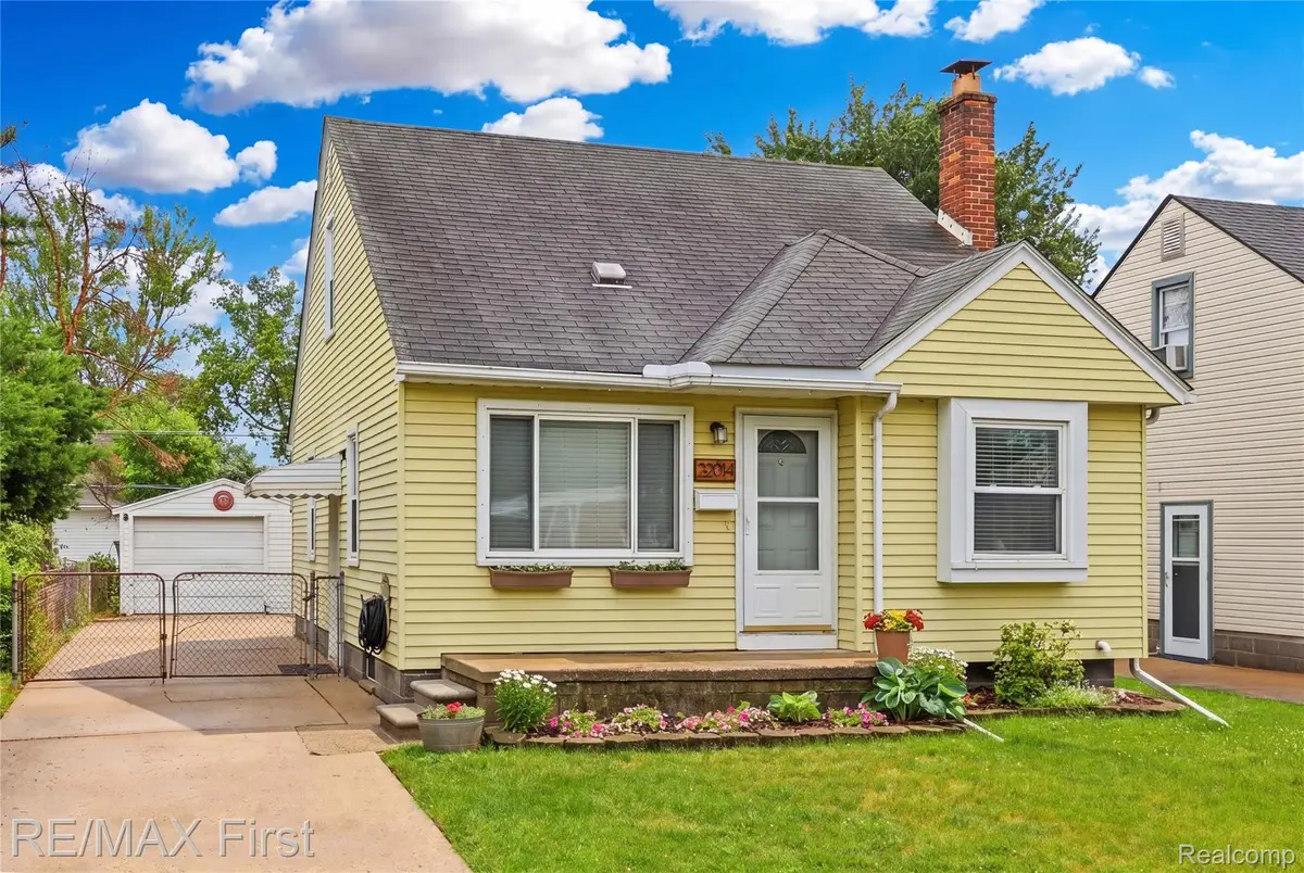 22014 California Street, Saint Clair Shores, MI 48080 - #1