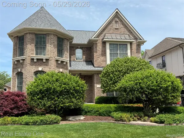 306 Woodward Avenue, Rochester, MI 48307