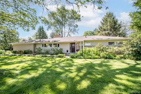 3621 Berkshire Drive, BloomfieldHills, MI 48301