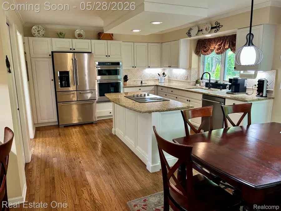 7355 Oakstone Drive, Clarkston, MI 48348 - #2