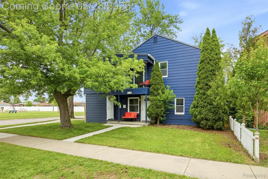 17128 Cicotte Avenue, Allen Park, MI 48101 - #2