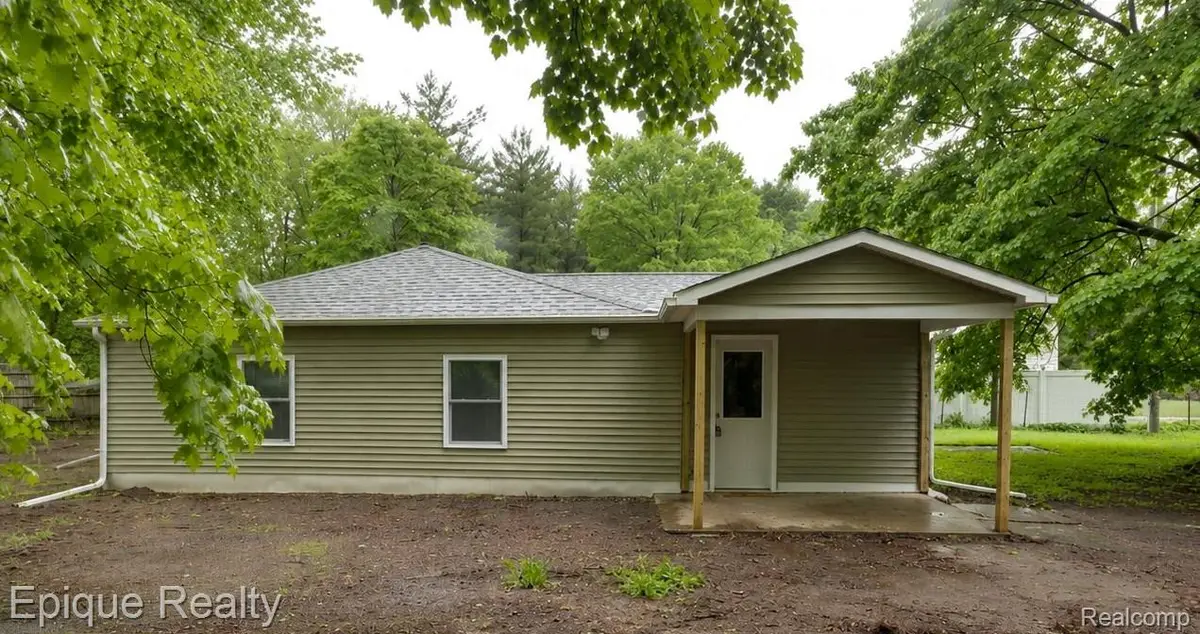 5649 Lapeer Road, Kimball, MI 48074 - #1