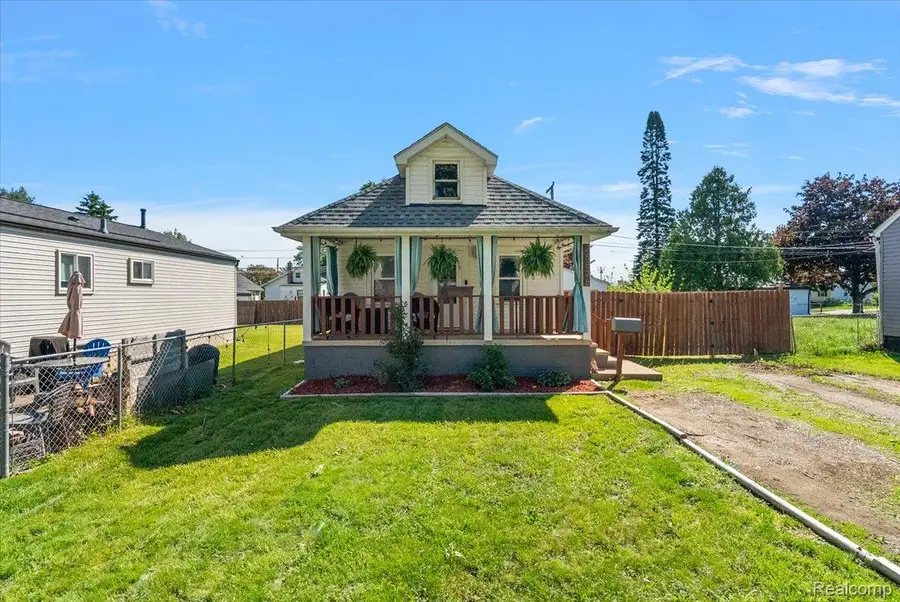 28828 Galloway Street, Roseville, MI 48066 - #2
