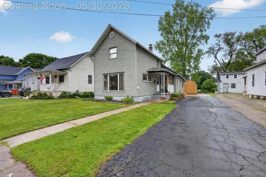 304 W Ridge Street, Owosso, MI 48867 - #2