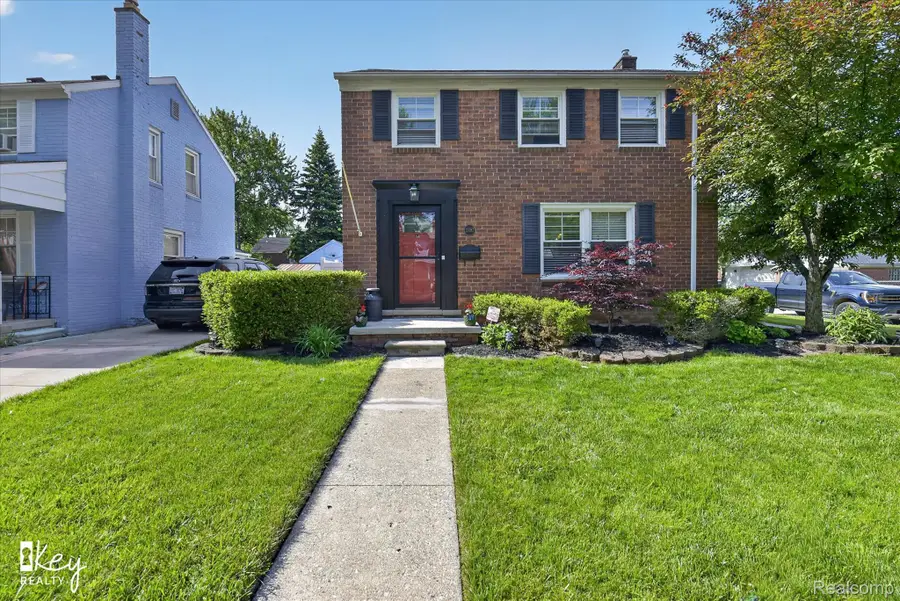 13187 Commonwealth Street, Southgate, MI 48195 - #2
