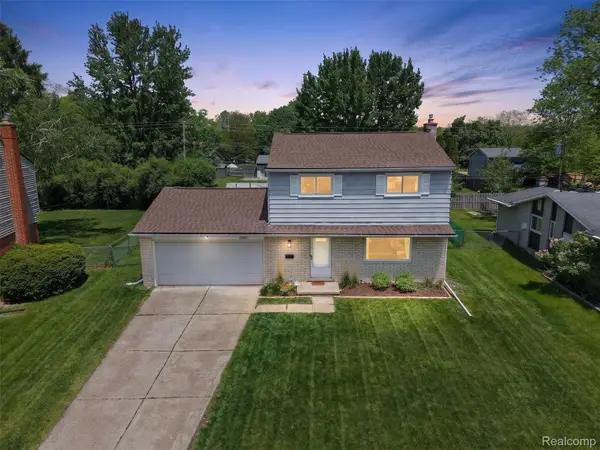 8941 Bristol Court, Ypsilanti, MI 48198
