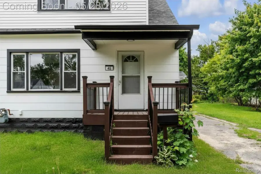 45 E Rutgers Avenue, Pontiac, MI 48340 - #2