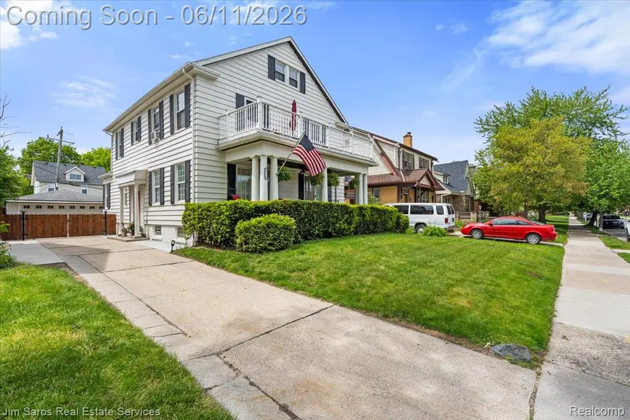 1215 Nottingham Road, Grosse Pointe Park, MI 48230 - #2