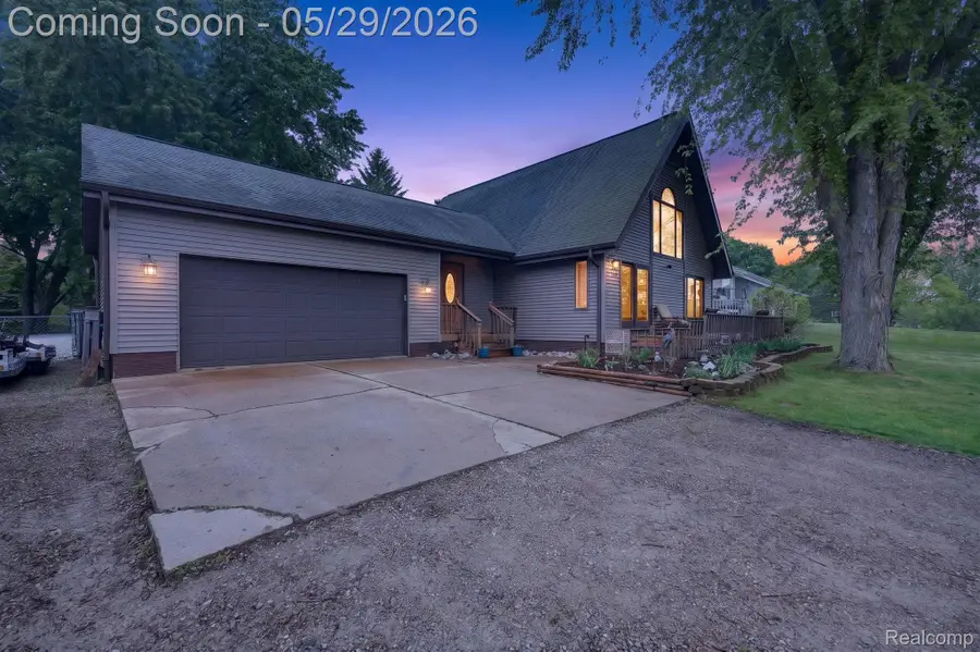 1280 Petts Road, Fenton, MI 48430 - #2