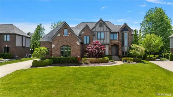 2885 Ambleside Court, Rochester, MI 48306