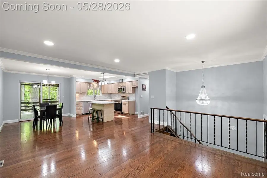 25136 Westmoreland Drive, Farmington, MI 48336 - #2