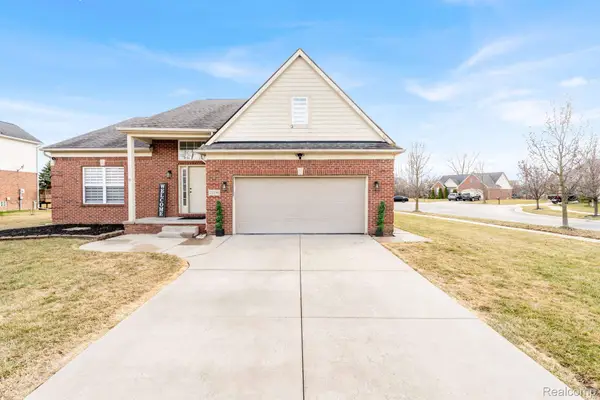 21196 Oak Ridge Drive, ClintonTownship, MI 48036