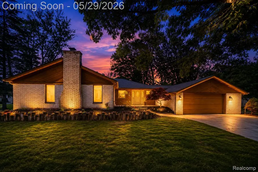 7806 Circle Boulevard, West Bloomfield, MI 48323 - #3