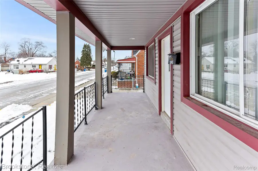 7645 Fisher Avenue, Warren, MI 48091 - #2