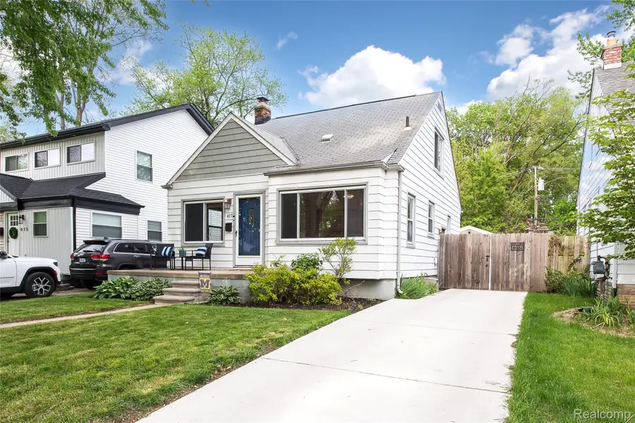 417 Helene Avenue, Royal Oak, MI 48067 - #2