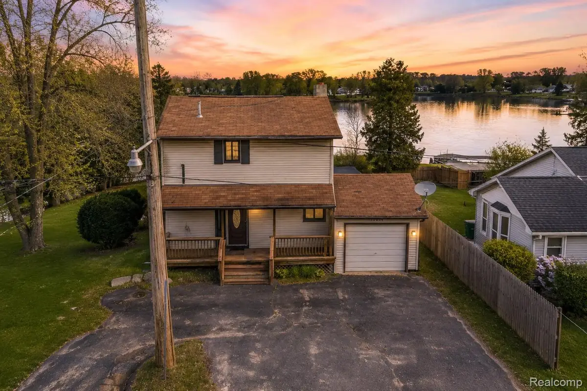 10094 Elizabeth Lake Road, White Lake, MI 48386 - #1