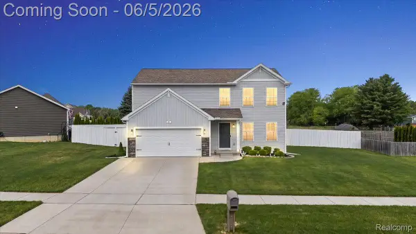 461 Golfside Drive, Lapeer, MI 48446