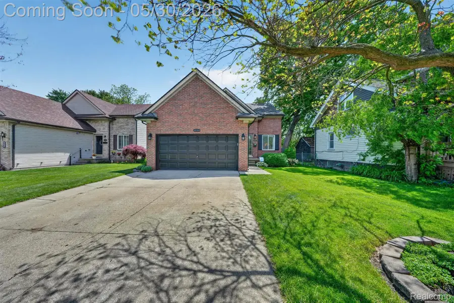 18364 Beechwood Street, Roseville, MI 48066 - #3