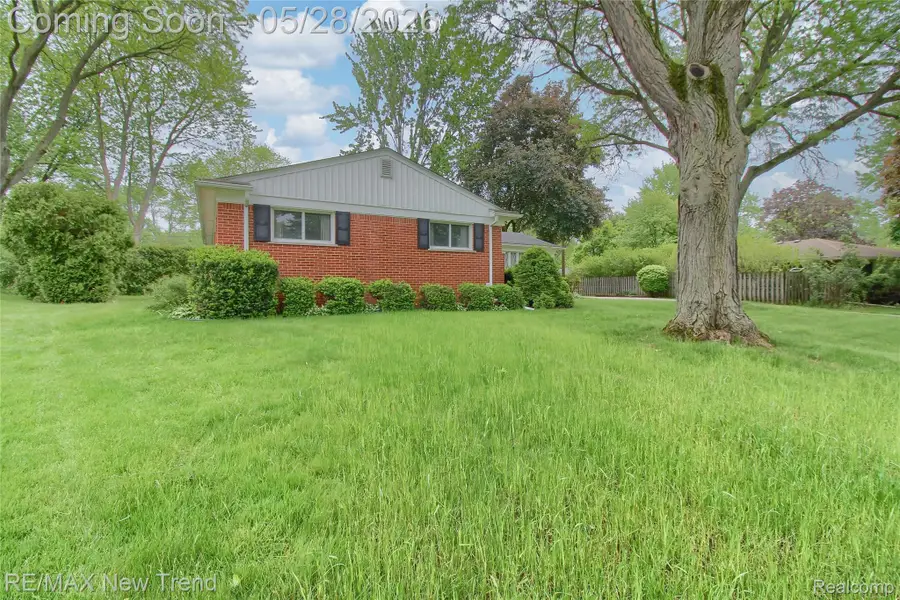 32216 Craftsbury Road, Farmington, MI 48334 - #2