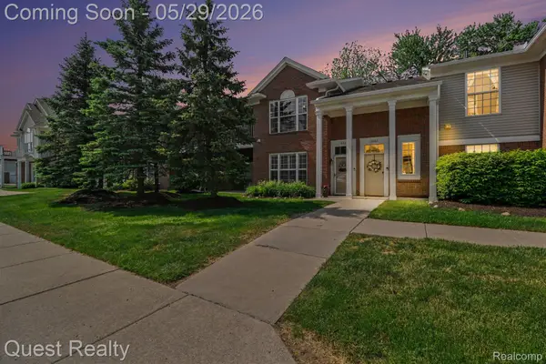 16839 Dover Drive #140, Northville, MI 48168