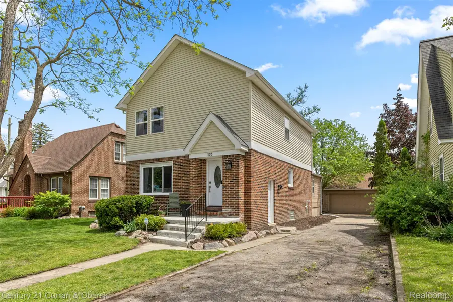 135 Draper Avenue, Waterford, MI 48328 - #2