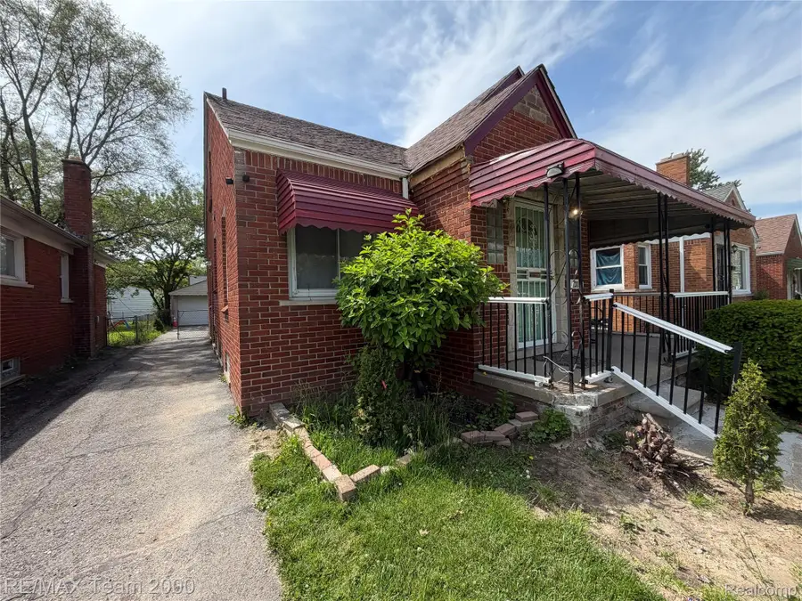 7313 Stout Street, Detroit, MI 48228 - #2