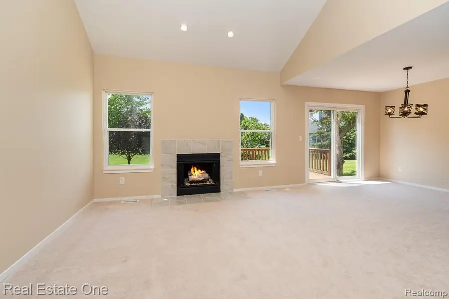 283 Whispering Hill, Commerce, MI 48390 - #3