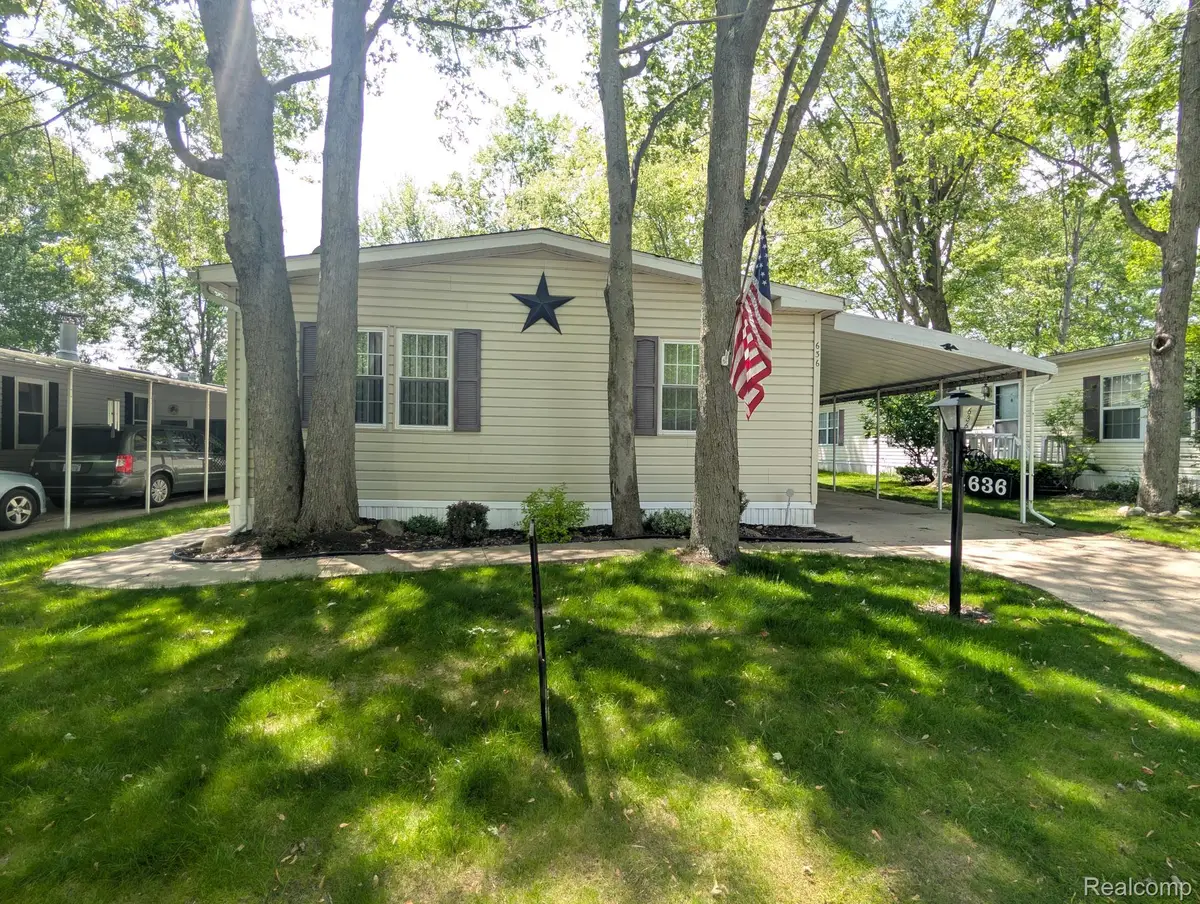 636 Park View, Clio, MI 48420 - #1