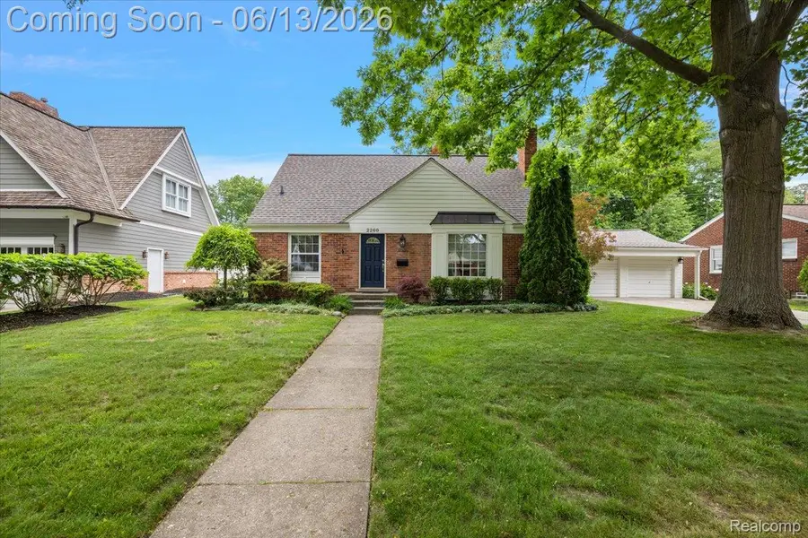 2260 W Lincoln Street, Birmingham, MI 48009 - #2