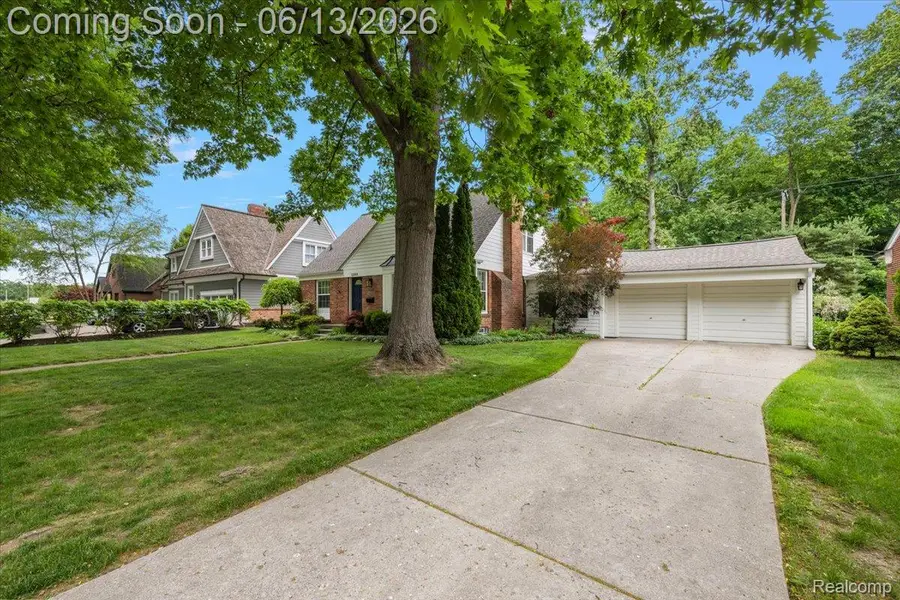 2260 W Lincoln Street, Birmingham, MI 48009 - #3