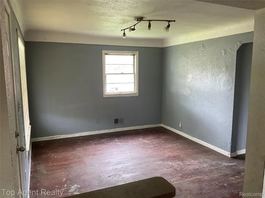 15220 Tacoma Street, Detroit, MI 48205 - #3